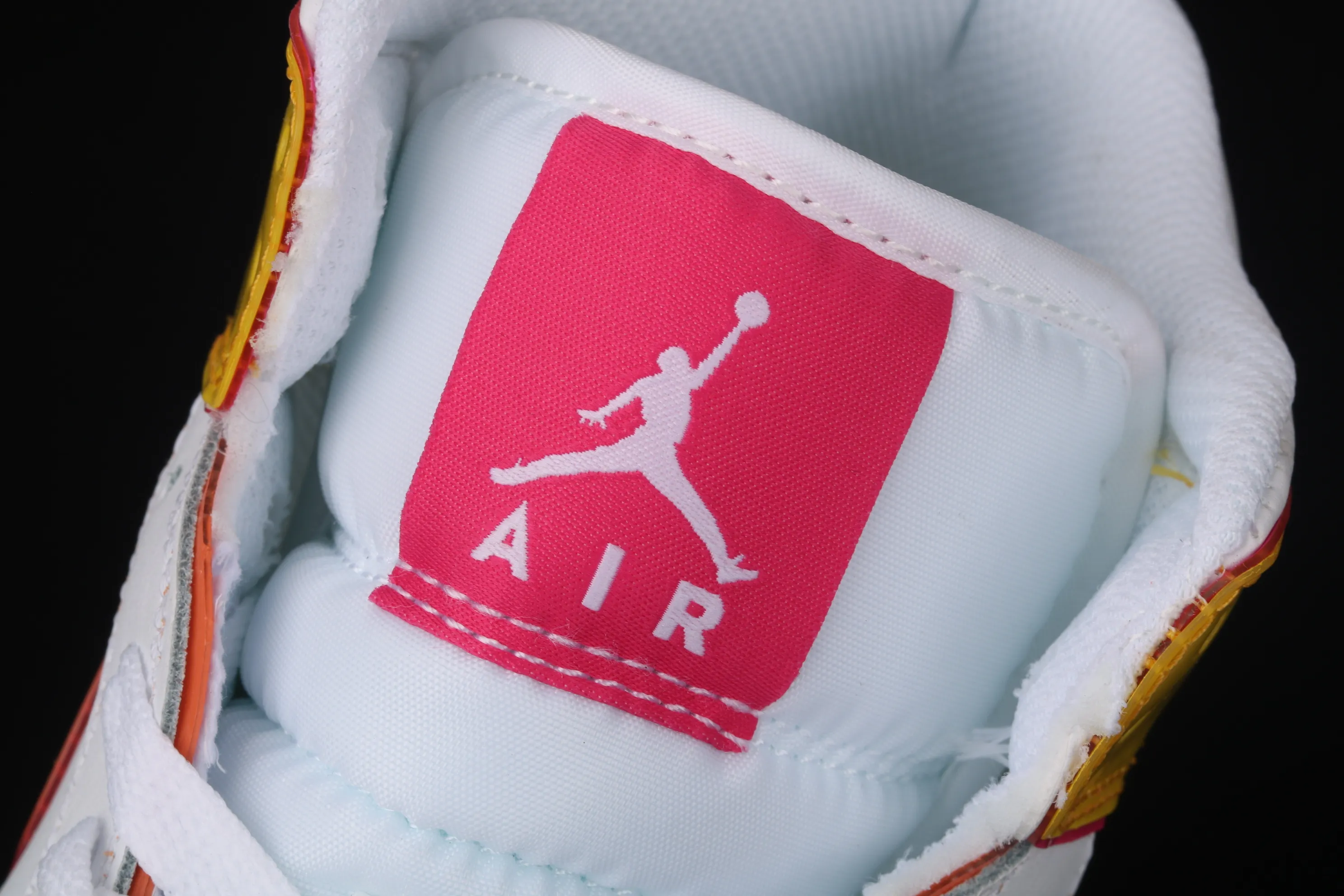 All categories Air Jordan Jordan series basketball shoes Air Jordan 1 Mid Air Jordan 1 Mid AJ1 Joe 1 mid-top white, yellow and pink candy color CV4611-100